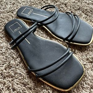 Dolce Vita Black Sandals Size 9.5